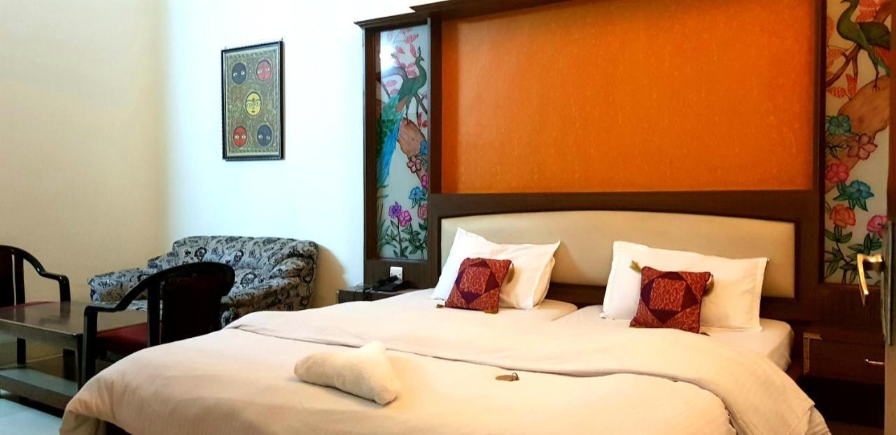 Hotel Midtown Haridwar Exterior photo